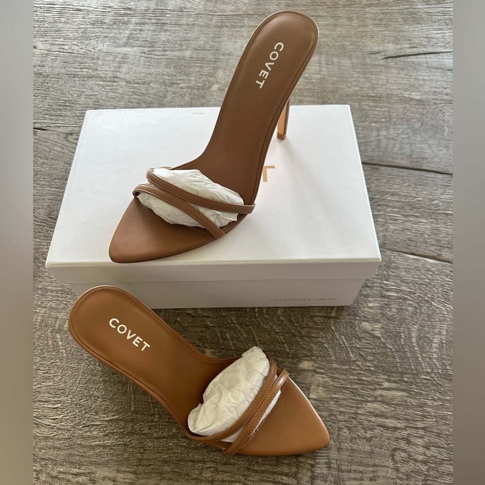 Classic Tan Stiletto Slide Heels - Picture 6 of 9